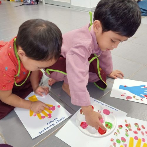 i_lift_playschool_EXPLORE_PLAY_LEARN_creativity_through_art